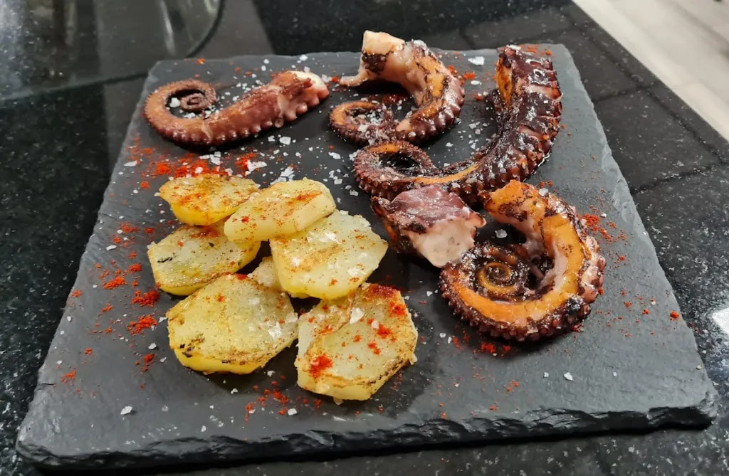 Menu_Entre pinchos_Villarrobledo_image_2