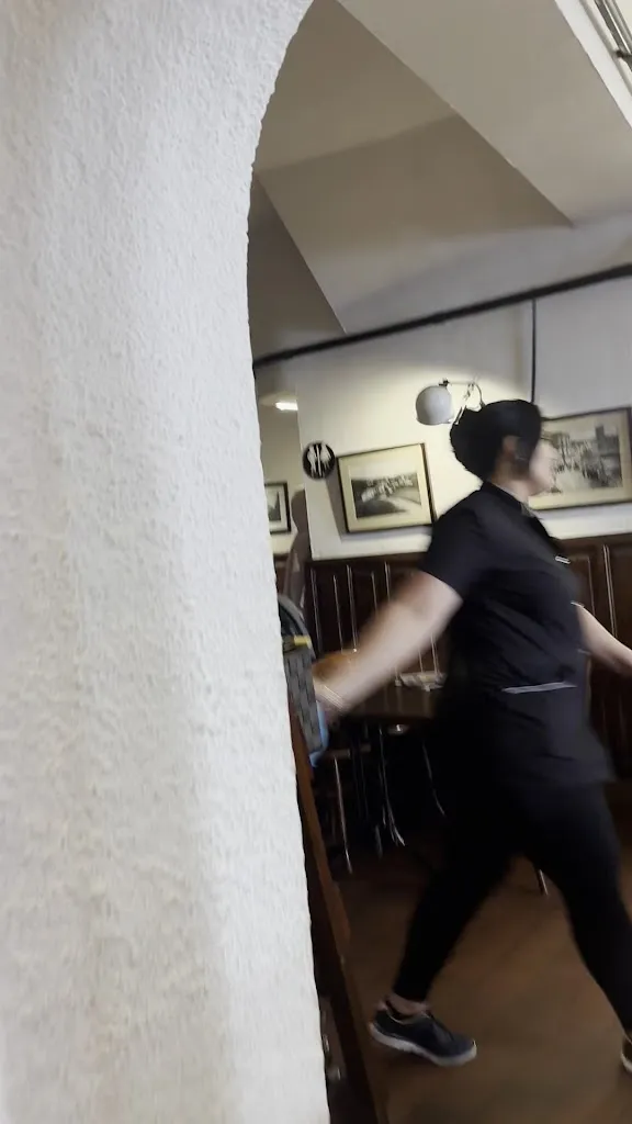 Restaurant Taverna Caliu.AUTOSERVEI exepte dinars i sopars.NO RESERVEM._Camprodon_slider_image_2