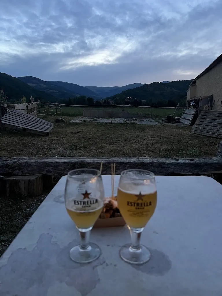 Carla Jemio_L'Hípic de la Vall de Camprodon_Camprodon_review