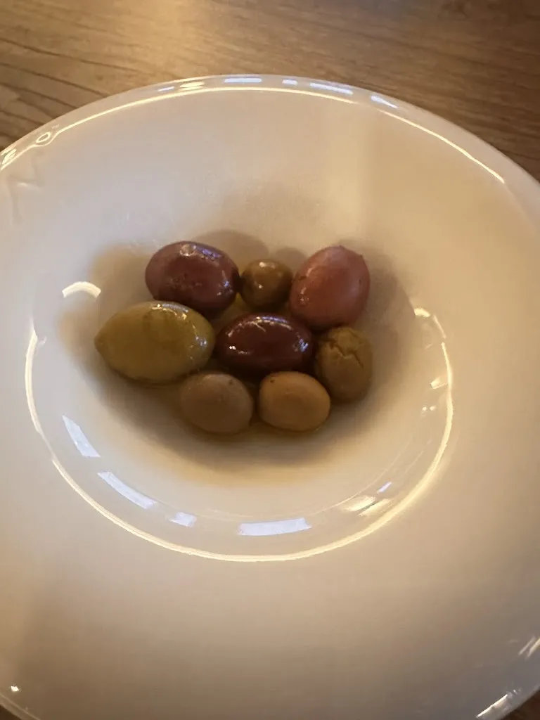 Pere Plana_Bistrot 1965_Castelló dEmpúries_review