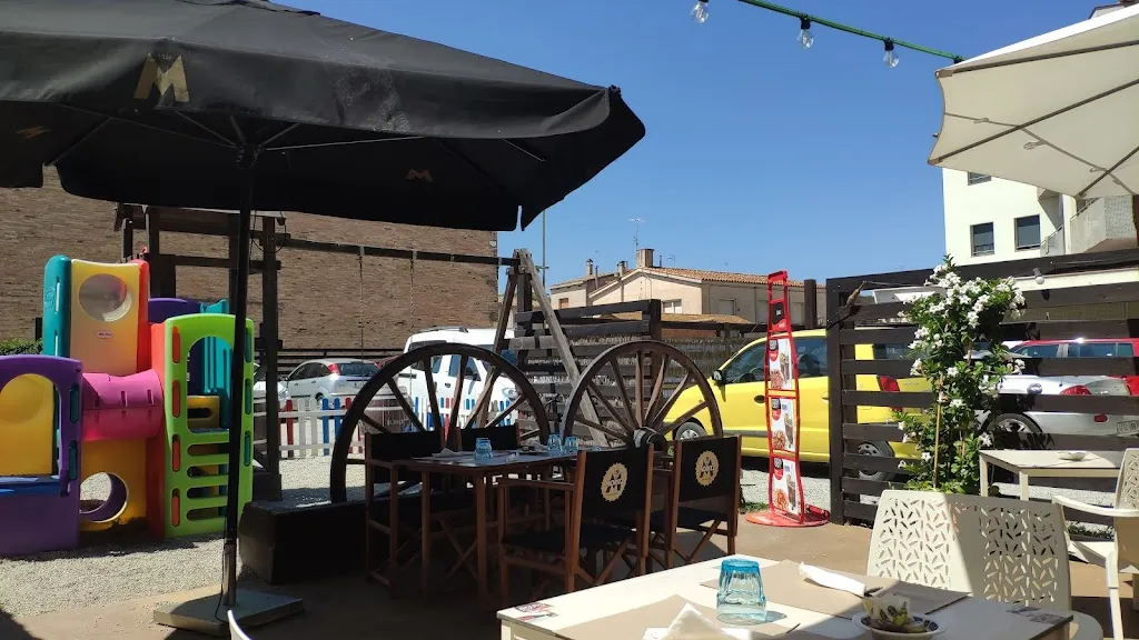 Restaurant El Racó restaurant in Castelló dEmpúries