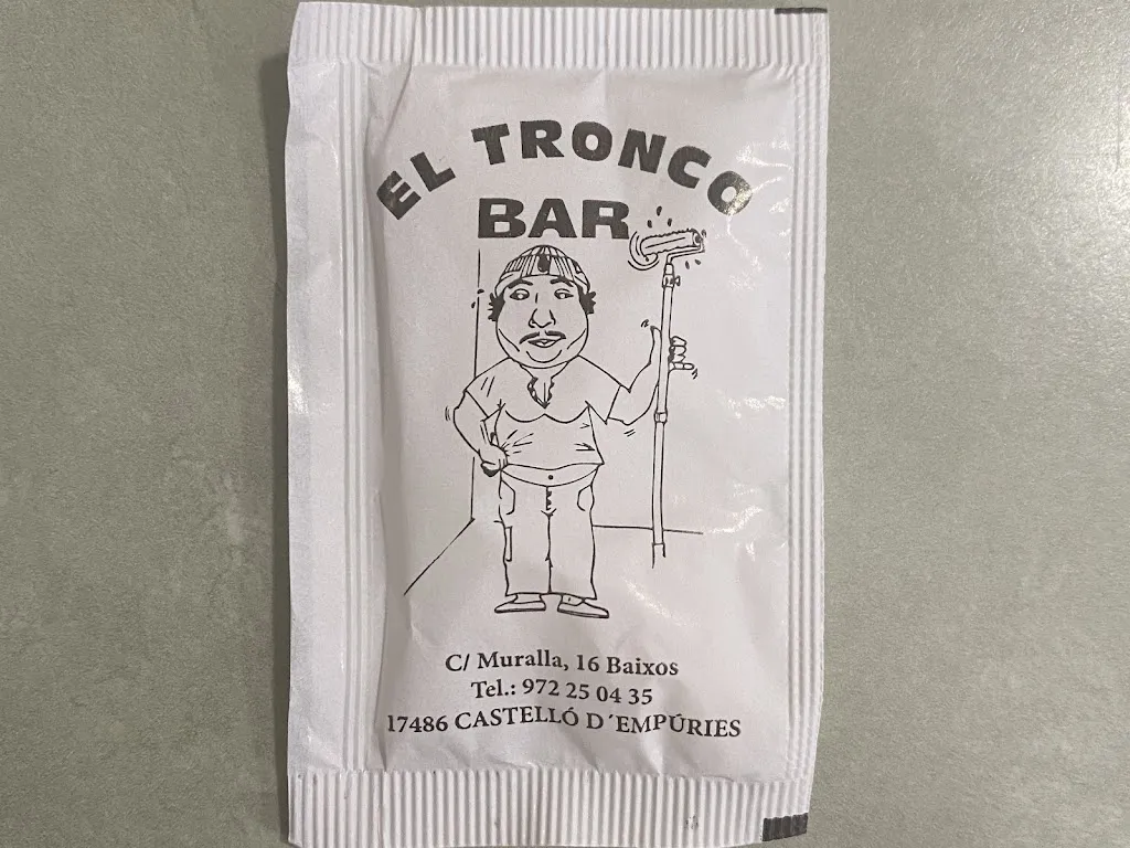 Sofía_Bar El Tronco_Castelló dEmpúries_recensione