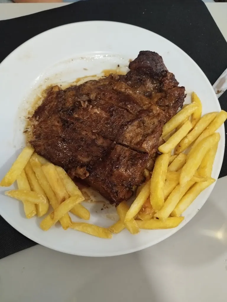 Bar el Local restaurant in Cellera de Ter La