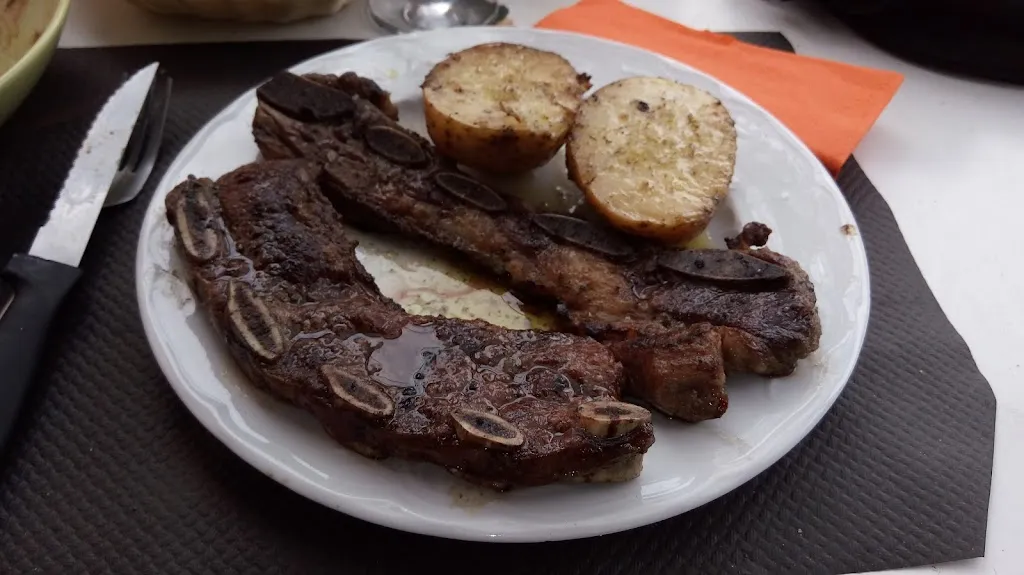 Ca la pubilla restaurant in Cellera de Ter La