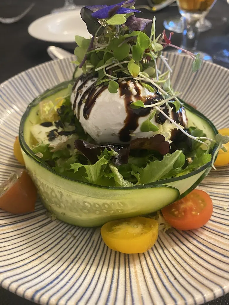 Alessio Brovelli_Restaurant Ca'n Punset_Cistella_review