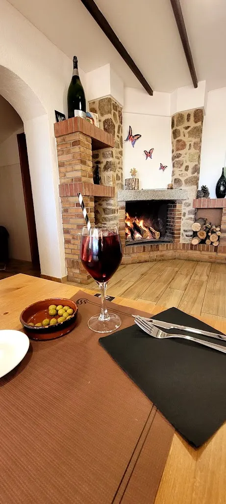 Menu_Restaurant Nàutic Darnius_Darnius_image_5