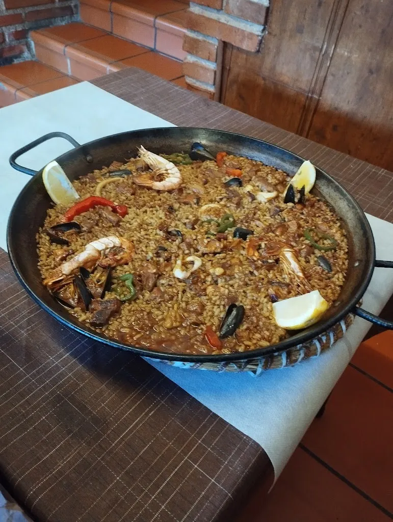 Can Cassoletes_Espolla_slider_image_2