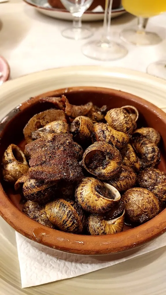 Can Cassoletes_Espolla_slider_image_3