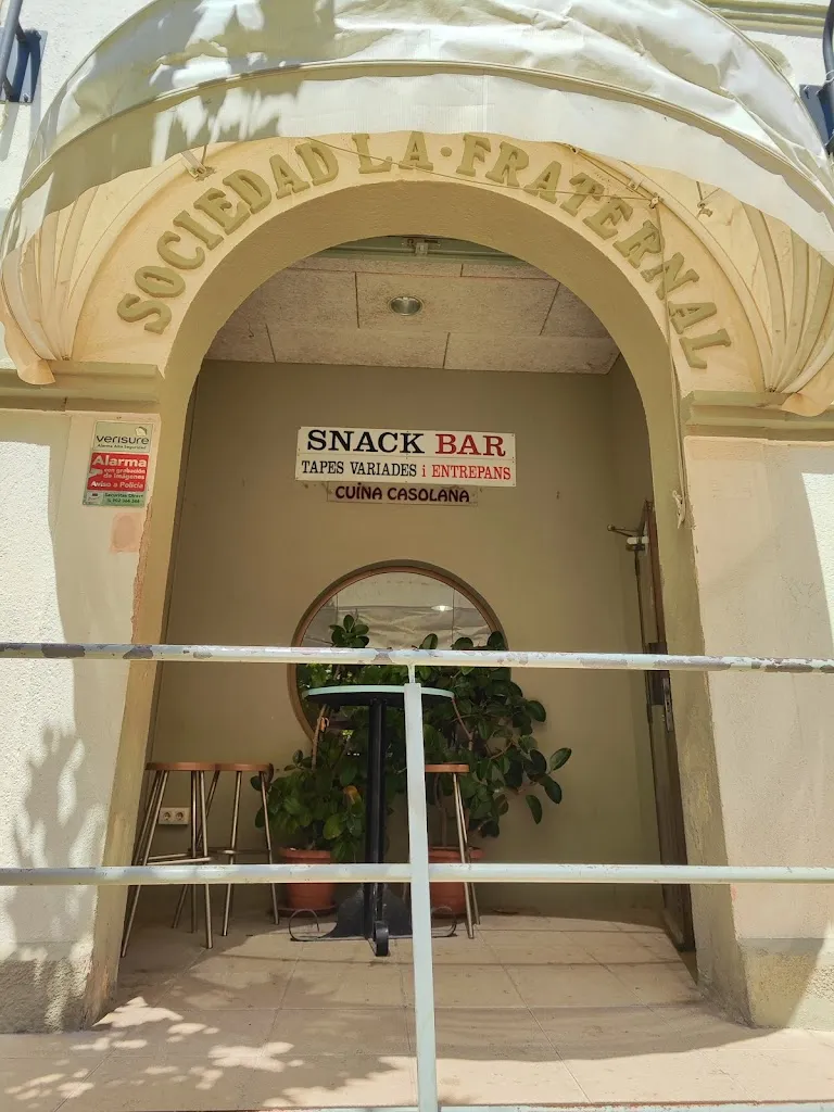 Cafè la Fraternal restaurant in Espolla
