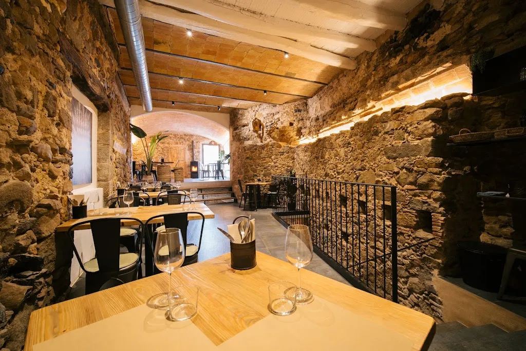 És! Carxofa restaurant in Foixà