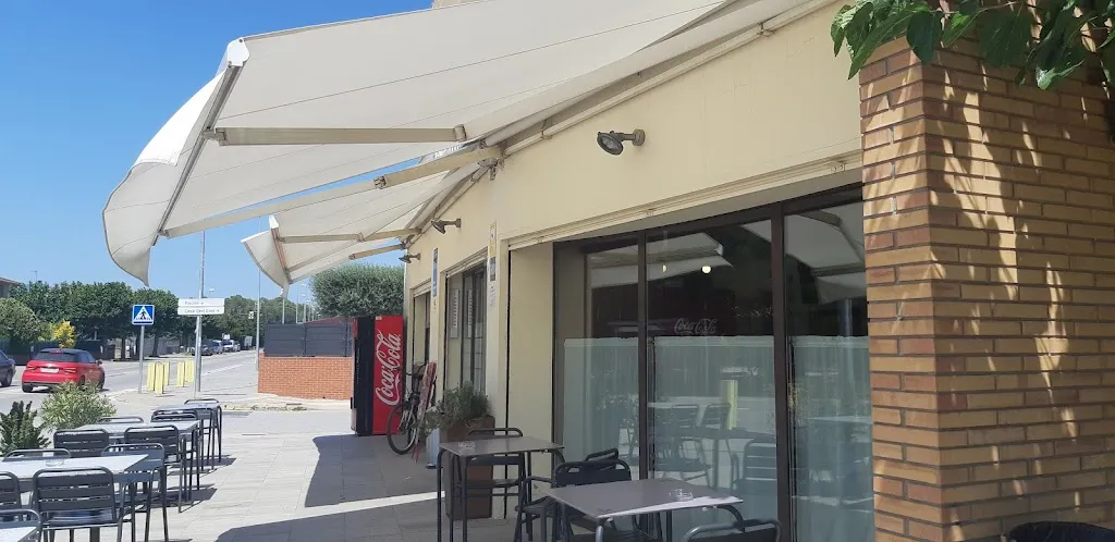 Bar Restaurant La Brasa restaurant in Fontcoberta