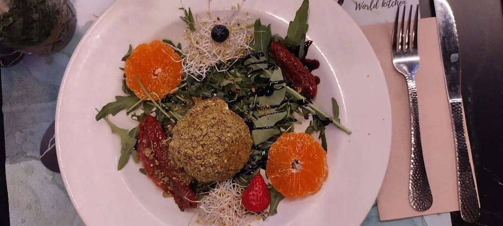 Menu_Fusion World Kitchen_Castell-Platja dAro_immagine_8