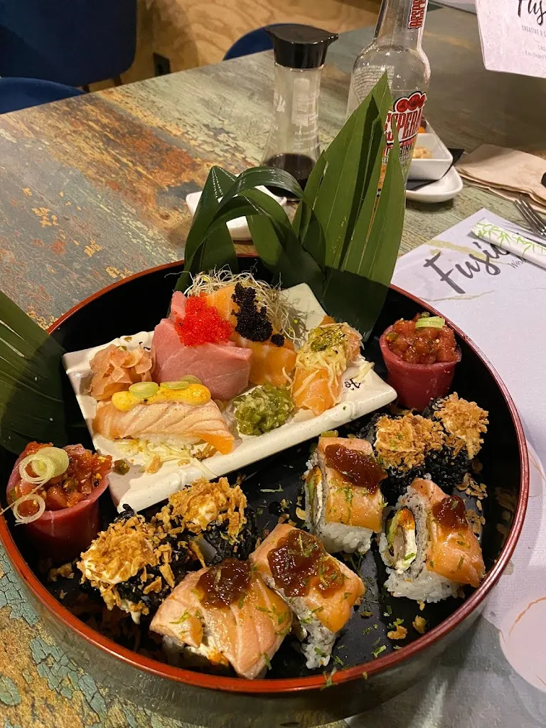 Fusion World Kitchen_Castell-Platja dAro_slider_image_2