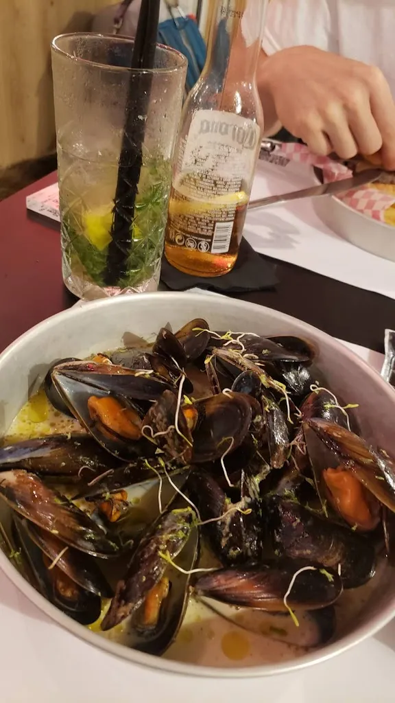 Julien Chabe_Wanna Gastro Bar_Castell-Platja dAro_review