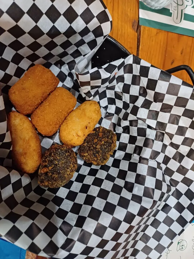 Menu_El Golfo Food & Drinks_Castell-Platja dAro_image_7