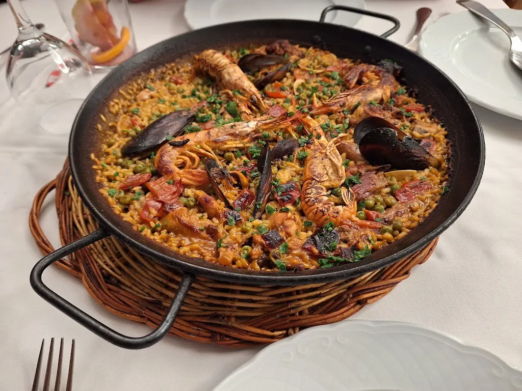 Restaurant Feliu_Castell-Platja dAro_slider_image_3