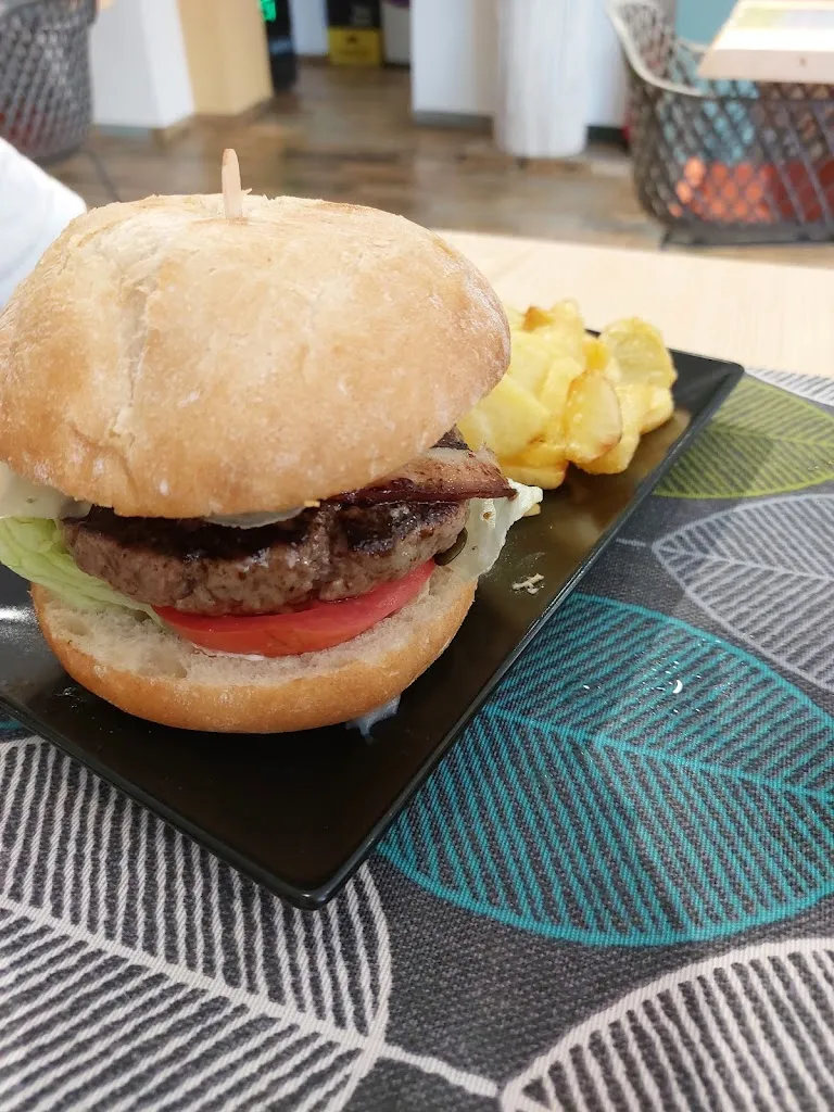 Menu_Amadeus Bar & Restaurant_Castell-Platja dAro_image_9