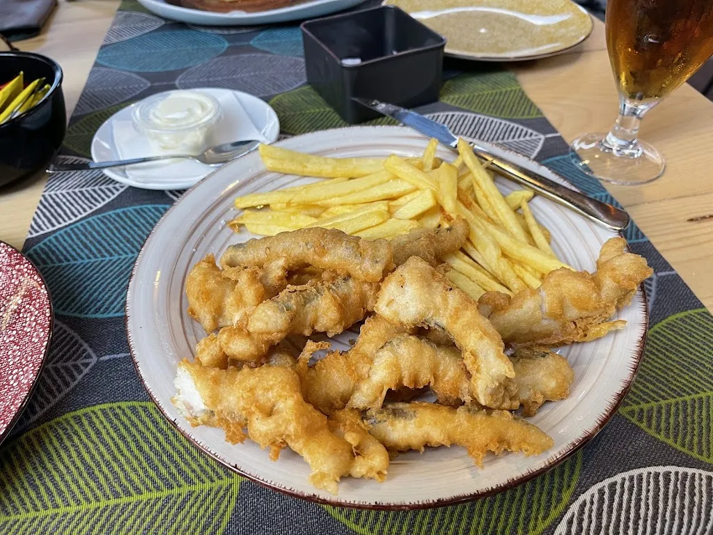 Conor O'Donoghue_Amadeus Bar & Restaurant_Castell-Platja dAro_review