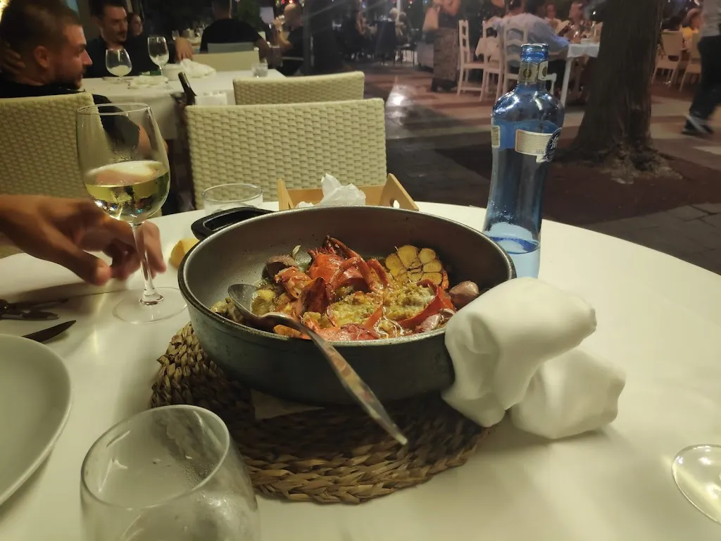 Snezhina Shukina_Restaurant Marisqueria Xaco_Castell-Platja dAro_review