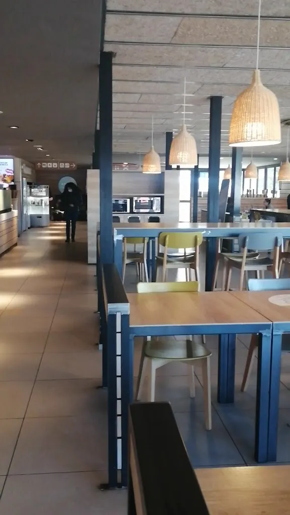 Àrea de servei de l'Empordà sentit Nord - Airea_Garrigàs_slider_image_2