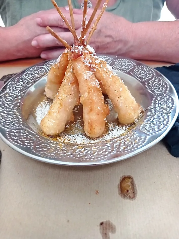 Chez Louisette_Garriguella_slider_image_3