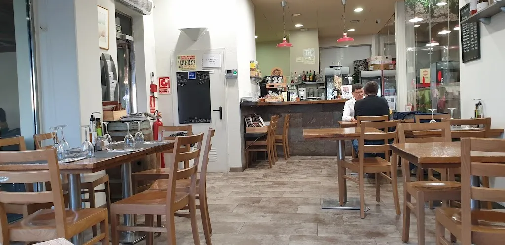 Erik Vloeberghs_Cooperativa Agrícola de Garriguella_Garriguella_review