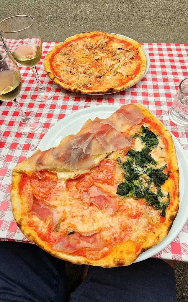 Patrick Berg_Pizza Fortina_Garriguella_review
