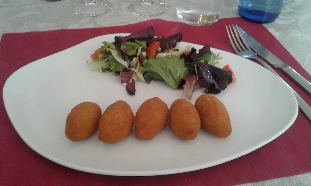 Ansata Baldeh_Ca La Paquita_Gualta_review