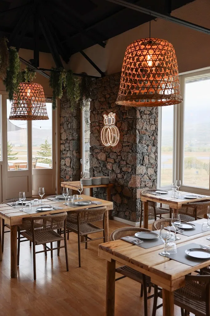 Mooma Cerdanya restaurant in Isòvol