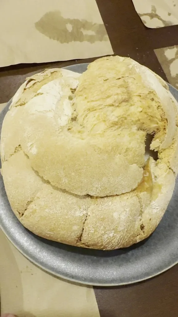 ainhoa martinez_LA NOGA TAVERNA_Isòvol_review