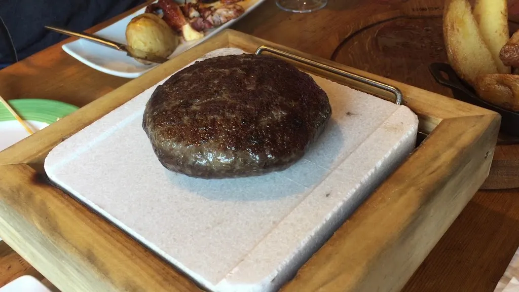 Sidreria Txot's_Figueres_slider_image_2