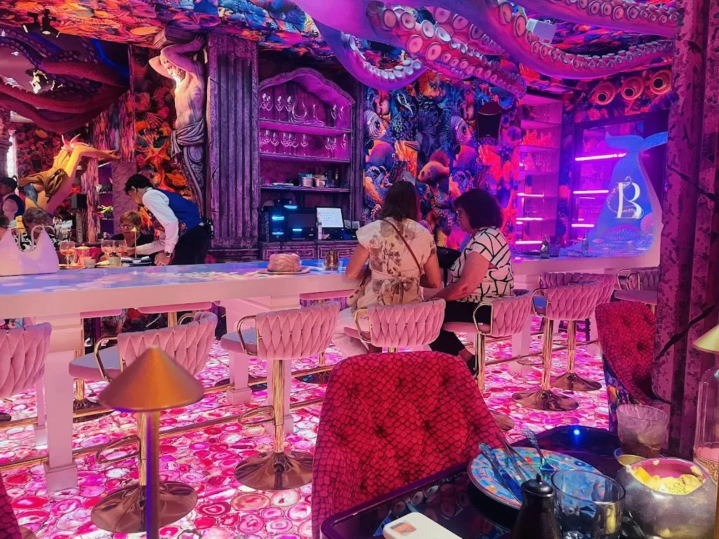 Restaurante Bestial by Rosi la Loca_Baña A_slider_image_3