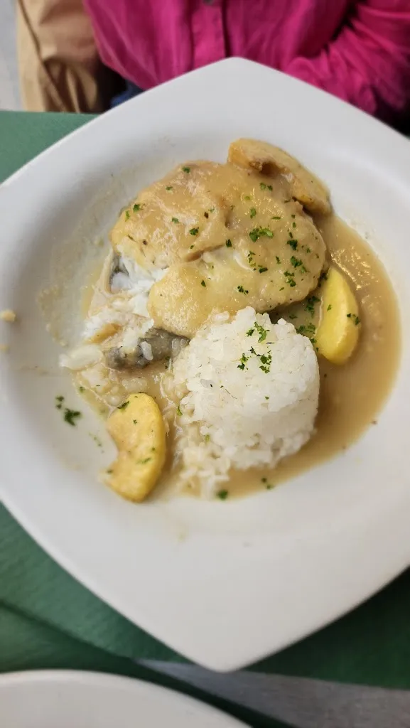 Konstantin Toroshchin_Càlid Cafè_Figueres_review