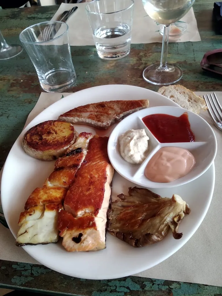 Victoria Kataeva_Restaurant Ries Gallegues_Llambilles_review