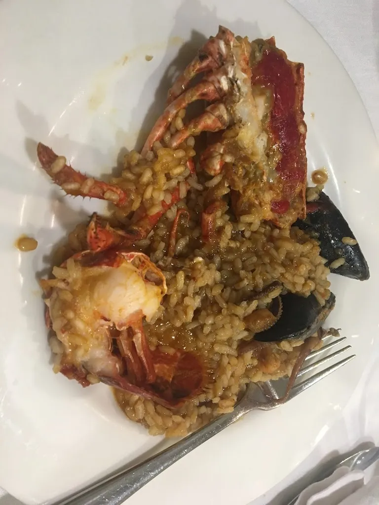 Ebony H_Restaurant Parrufu_Hostalric_review