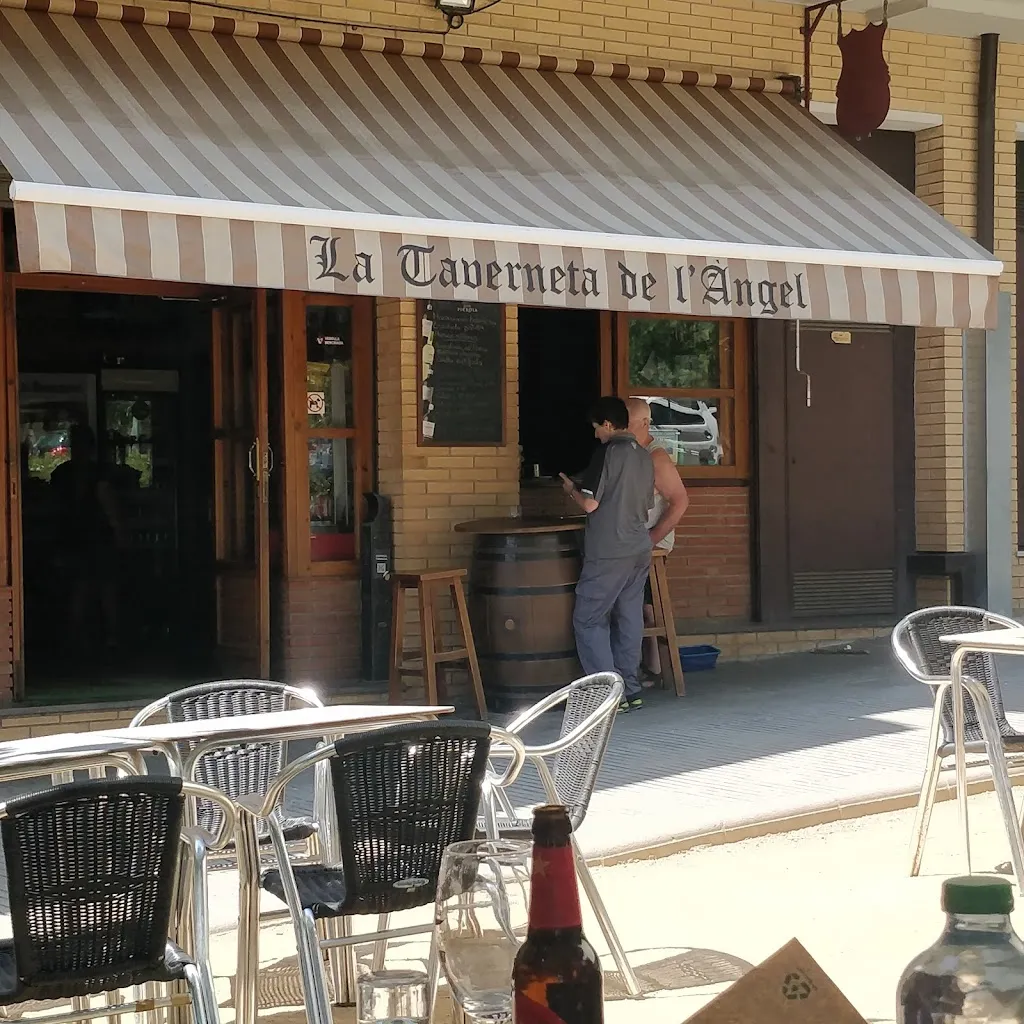 La Taverneta de l'Àngel restaurant in Hostalric