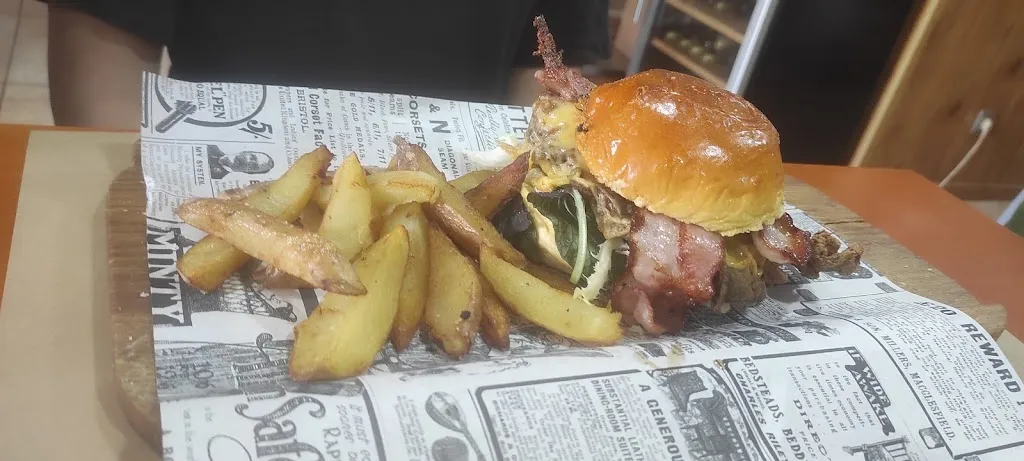 Naiara “Vasquita”_La Placeta_Hostalric_avis