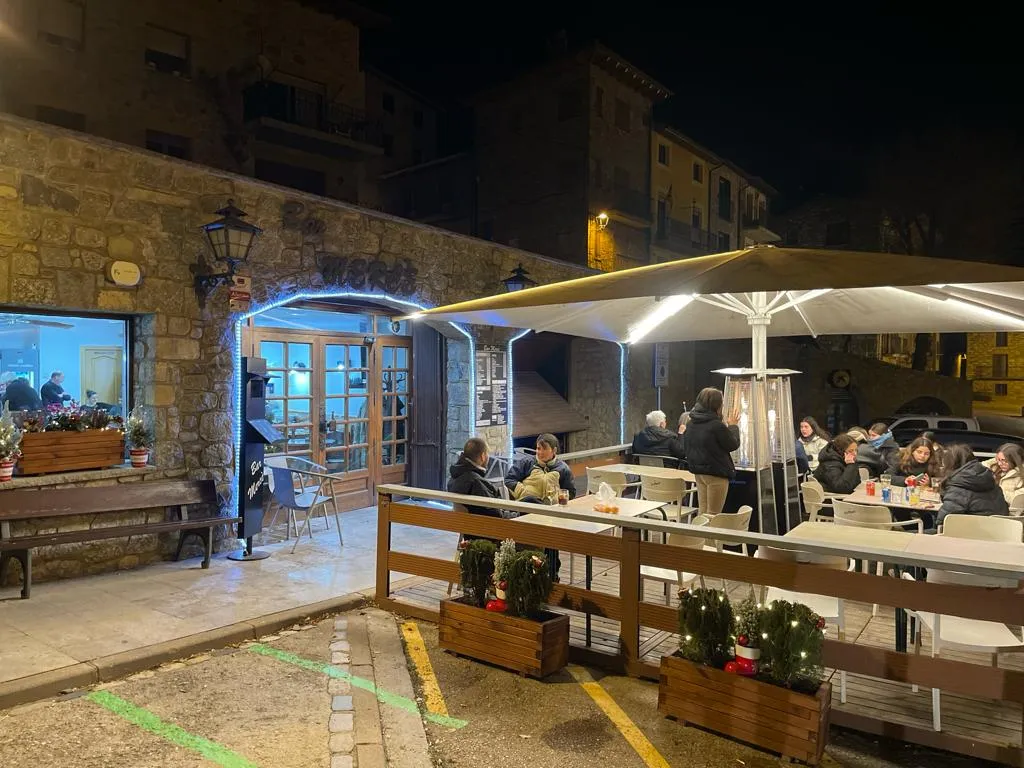 Bar Mercè restaurant in Llanars