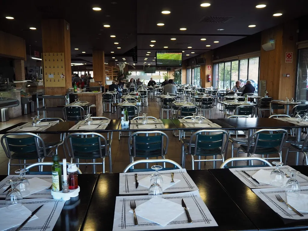 Tria bé restaurant in Llers