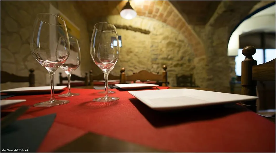 La Cova del Peix_Llers_slider_image_1