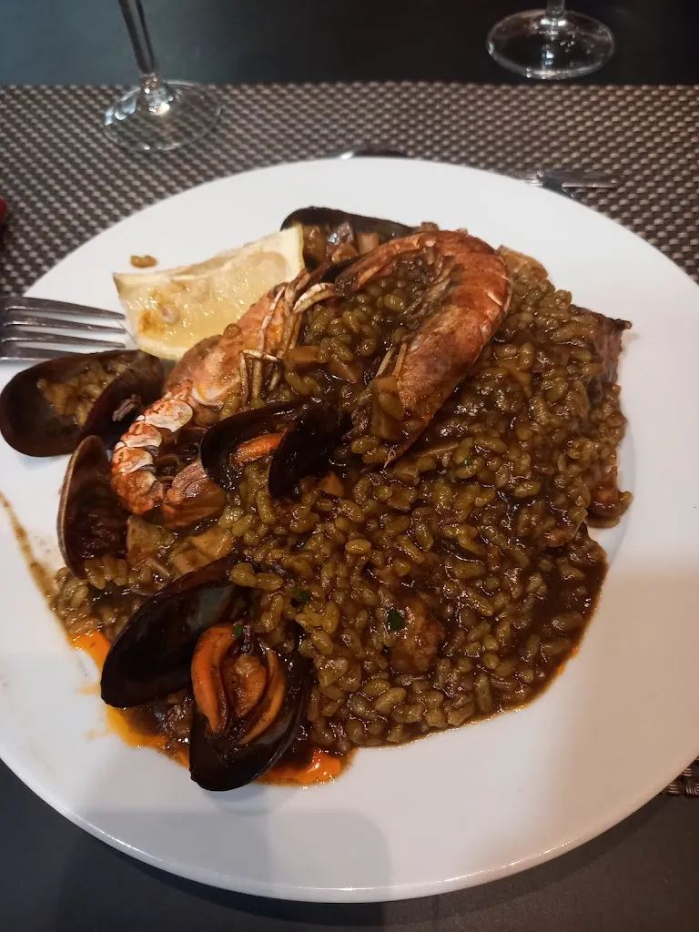 Natallka Skomska_Els Fogons De Canadal_Jonquera La_review