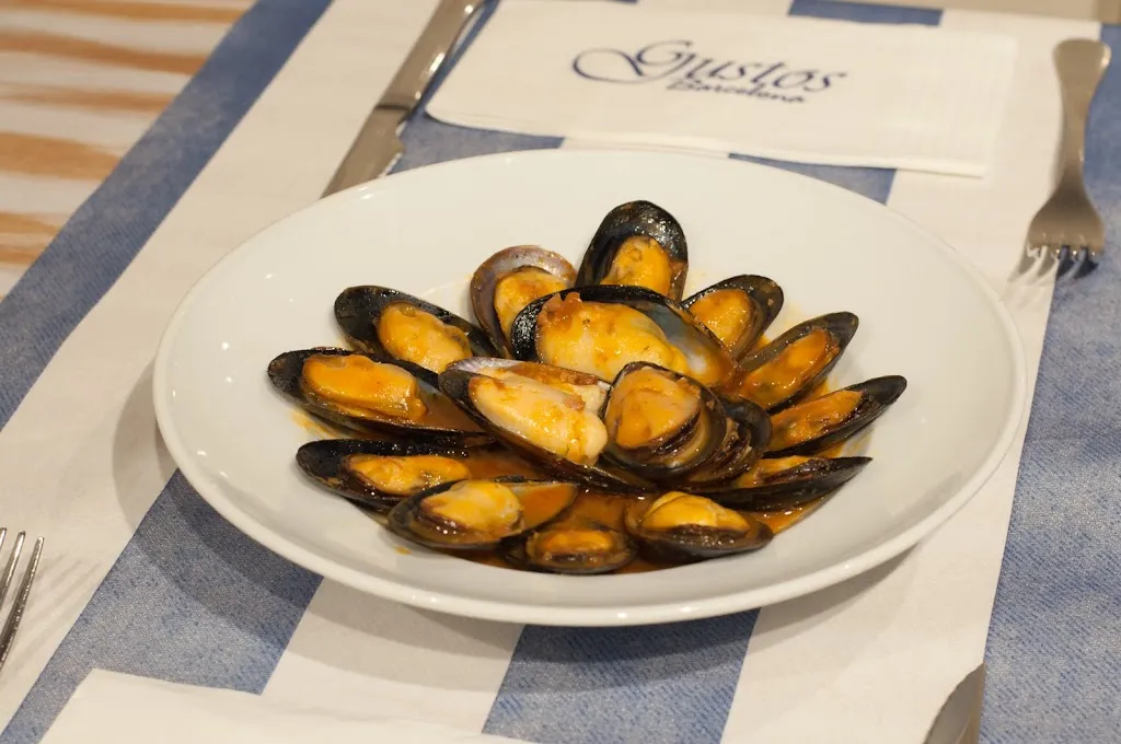 Menu_Gustos Bcn La Jonquera - Paellas y tapas - Gustos Barcelona_Jonquera La_image_7