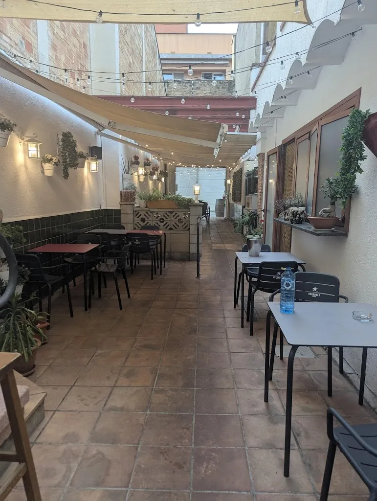 Ca la Nuri_Jonquera La_slider_image_2