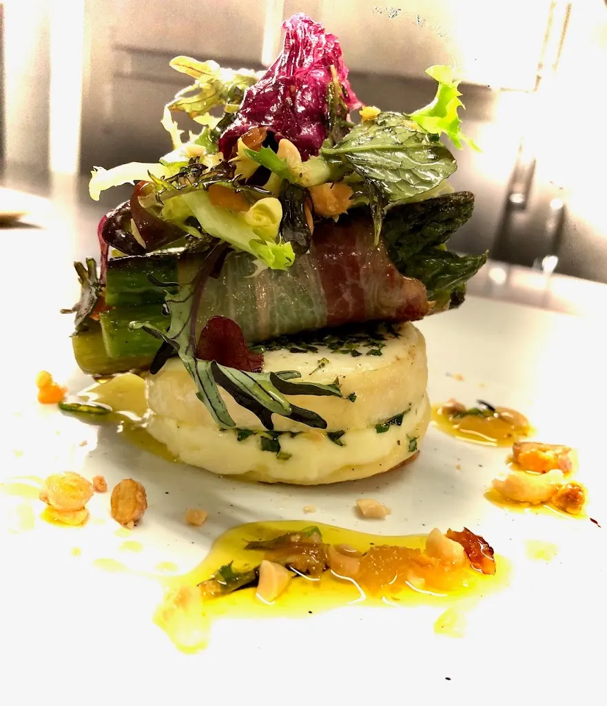 La Gruta_Escala L_slider_image_2