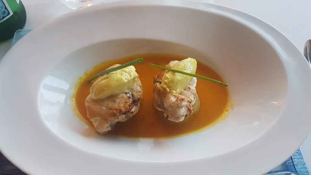 Sanita Tifentale_El Roser 2_Escala L_review