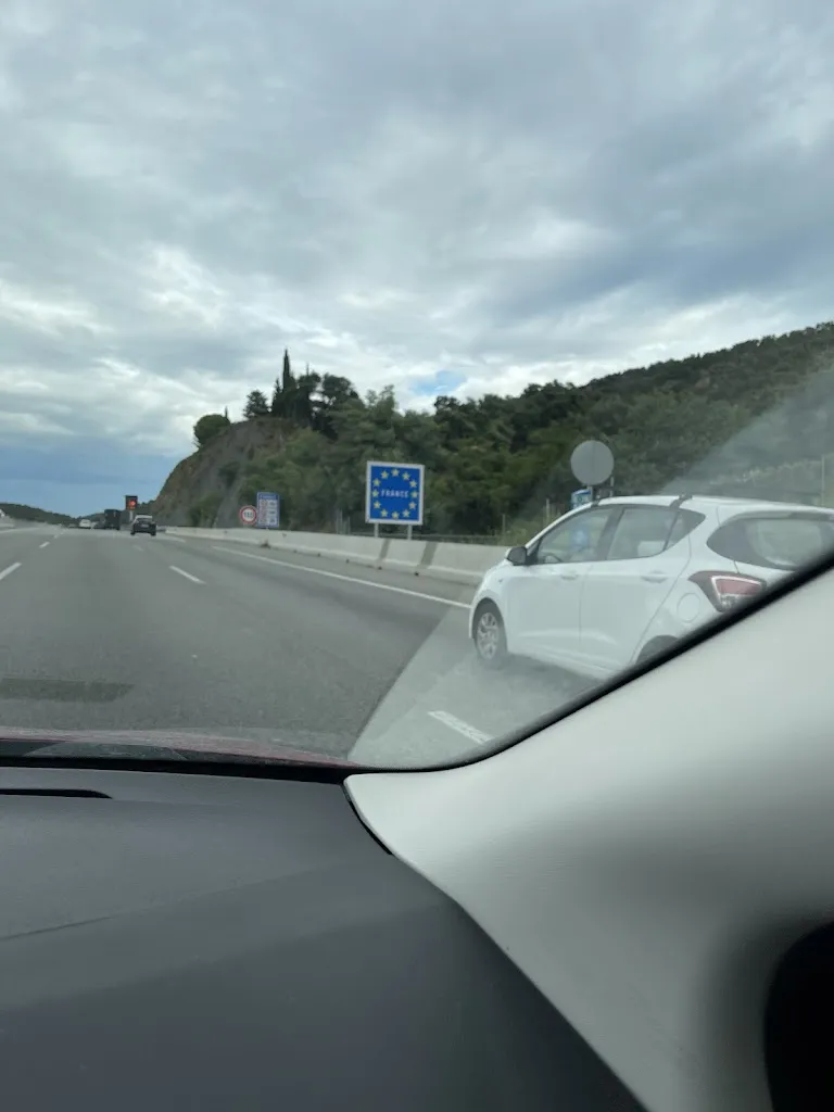 Shellooz 1977_Cafè restaurant La Caravel·la_Escala L_review