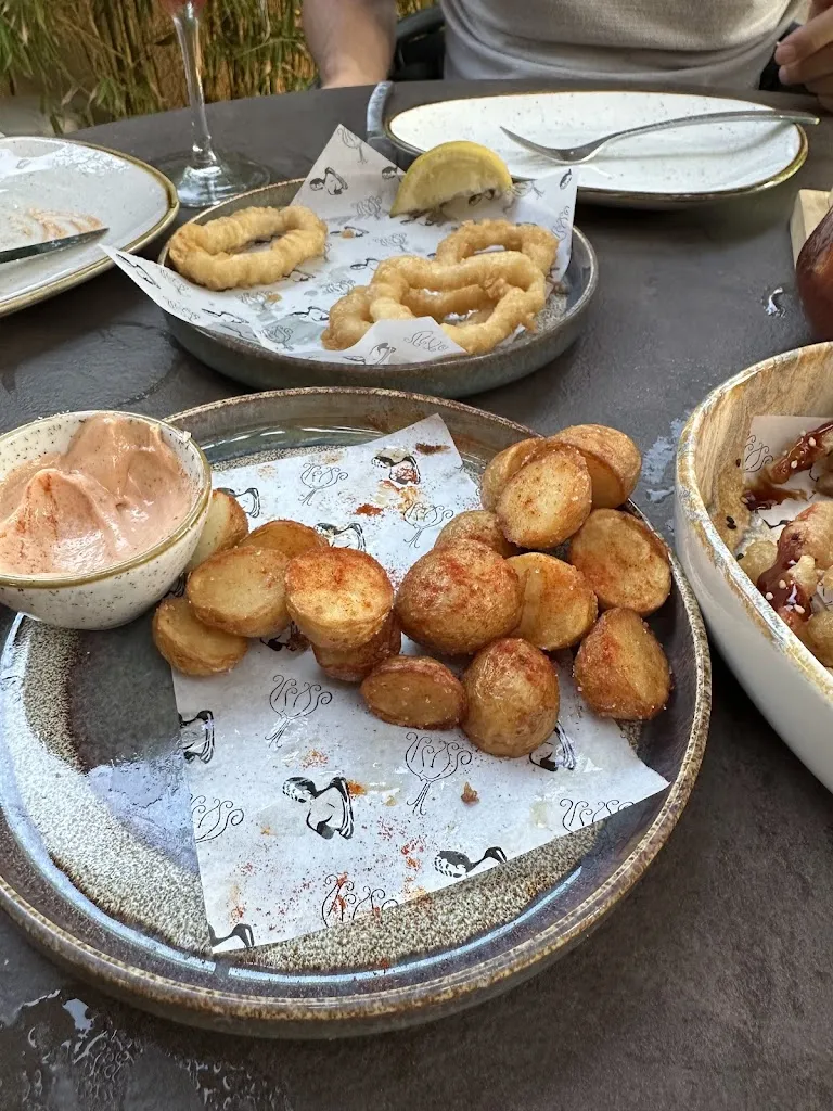 Brian Garza_Restaurant Oreig_Escala L_review