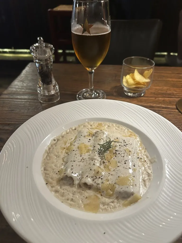 Jill McClay_Cal Galan_Escala L_review