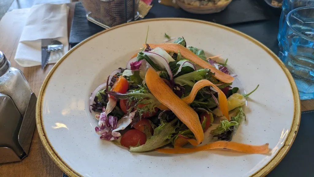 Paul Perrone_Taverna de la Sal_Escala L_review