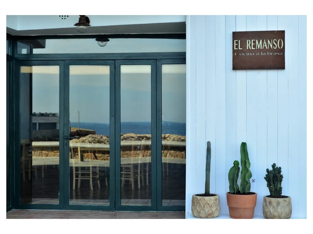 El Remanso- cuina a les brases restaurant in Escala L